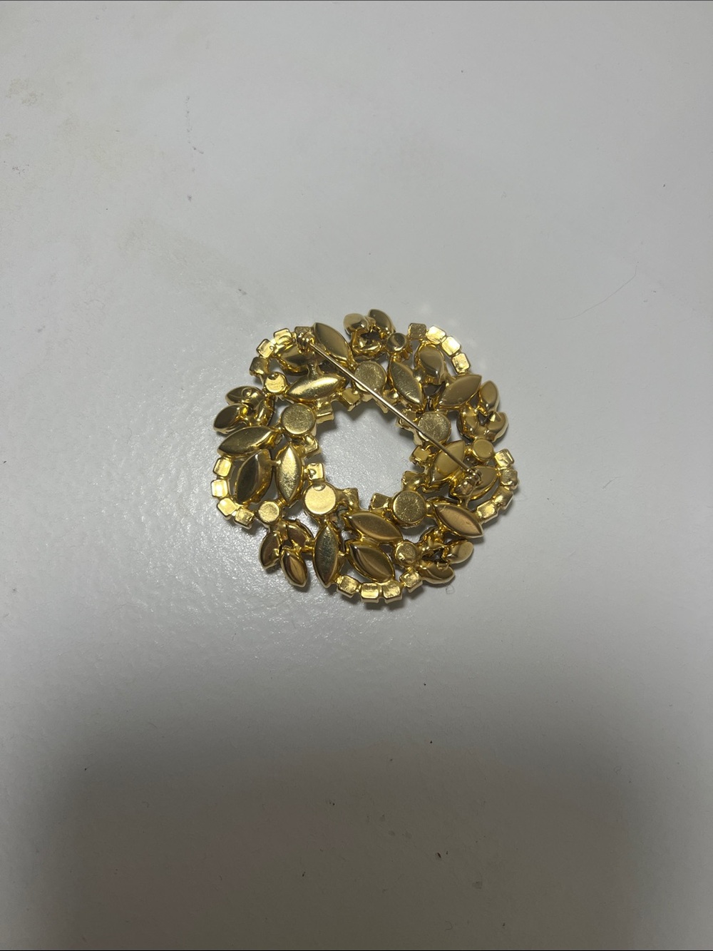 Crystal Vintage Wreath Brooch - Amber and Aurora Borealis - Picture 5 of 16